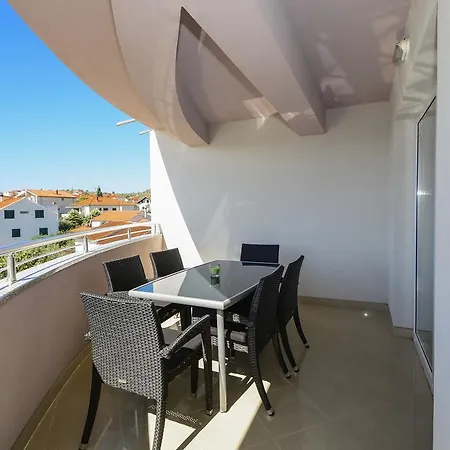 Vesna Apartament