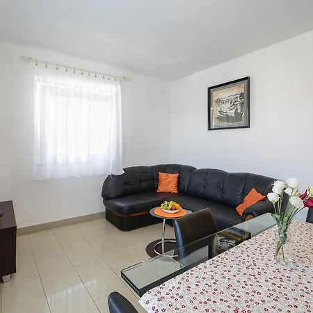 Apartament Vesna *