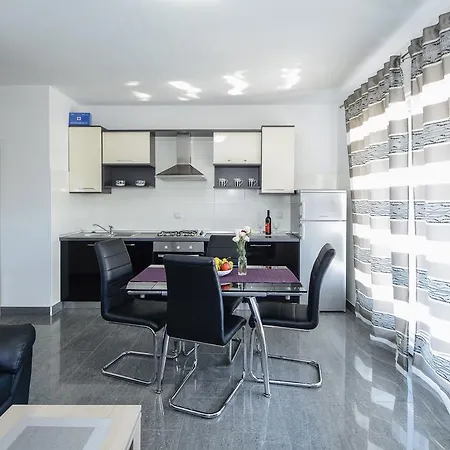 Vesna Apartament *