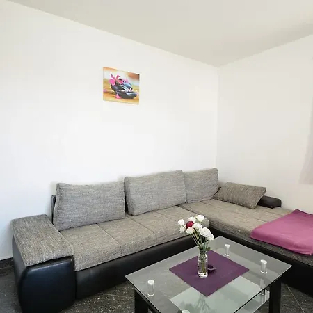 Vesna Apartament *